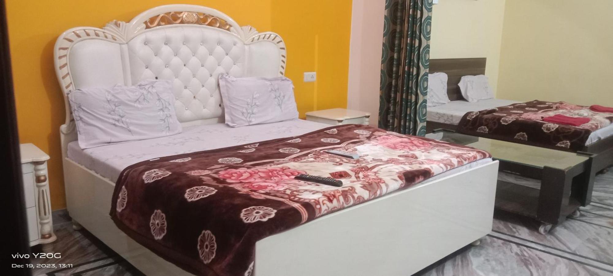 $4 Home Stay Amritsar Buitenkant foto