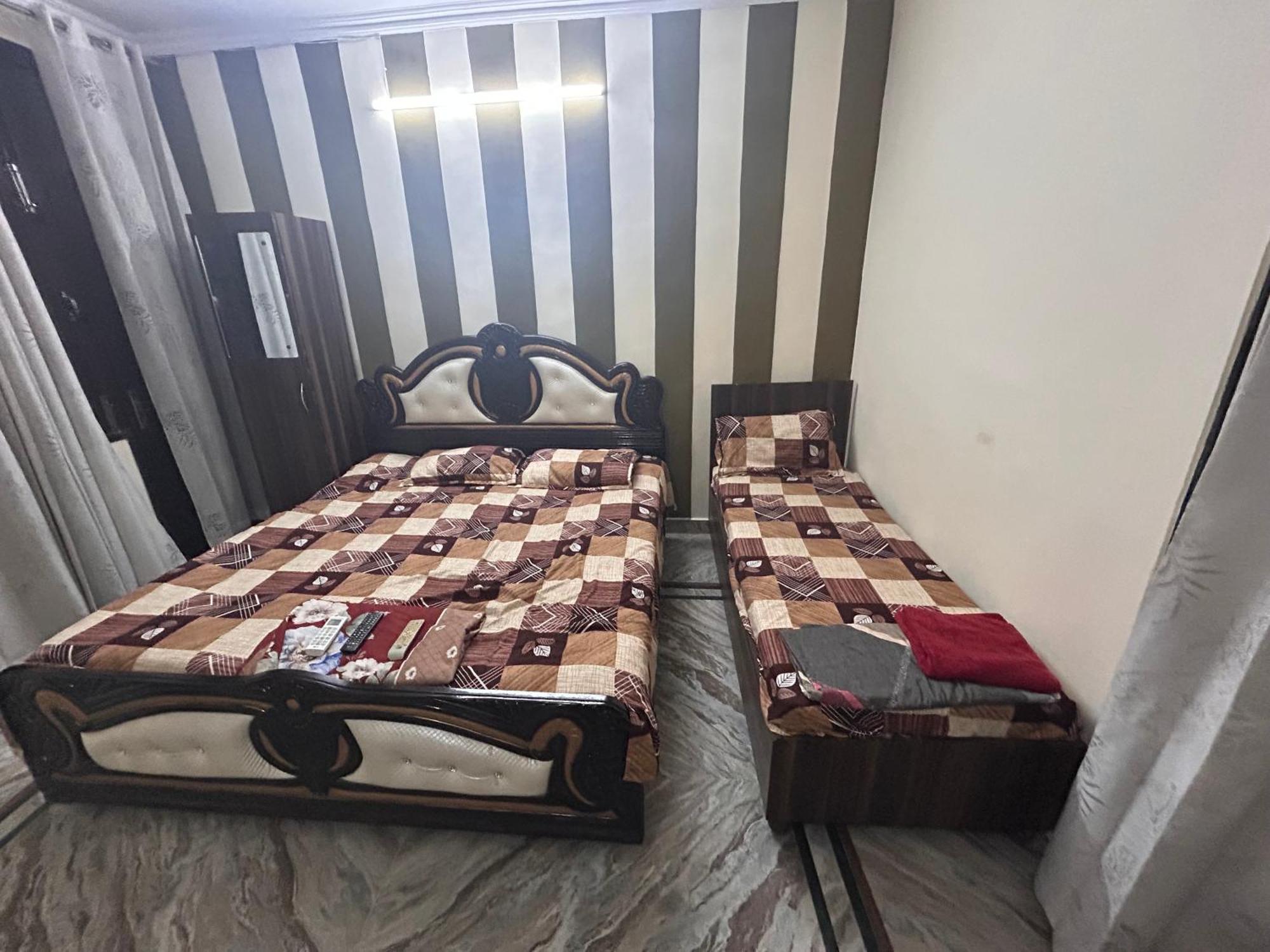 $4 Home Stay Amritsar Buitenkant foto