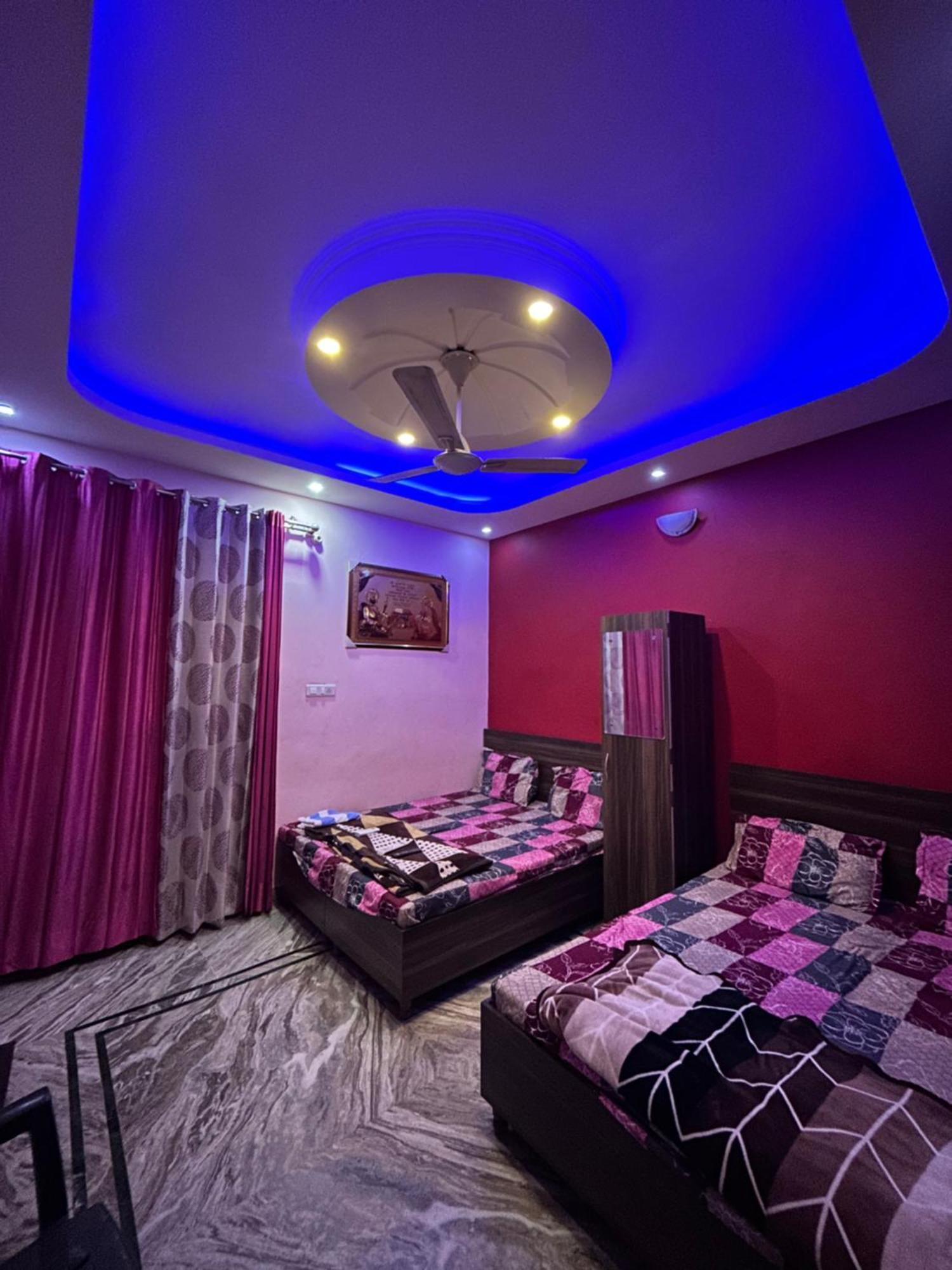 $4 Home Stay Amritsar Buitenkant foto